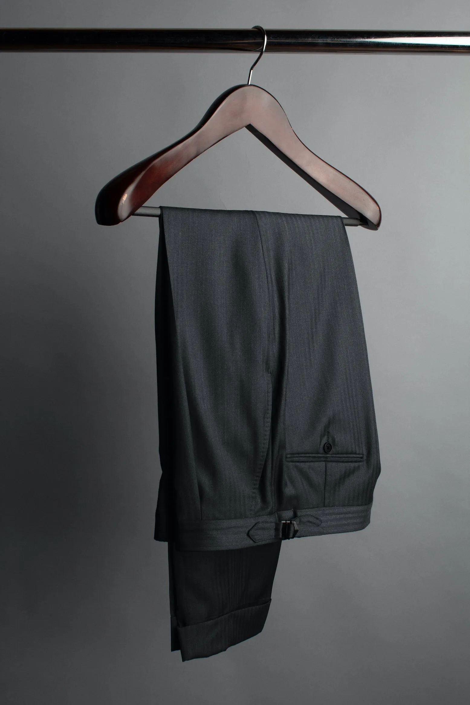 4-Season Herringbone Suit