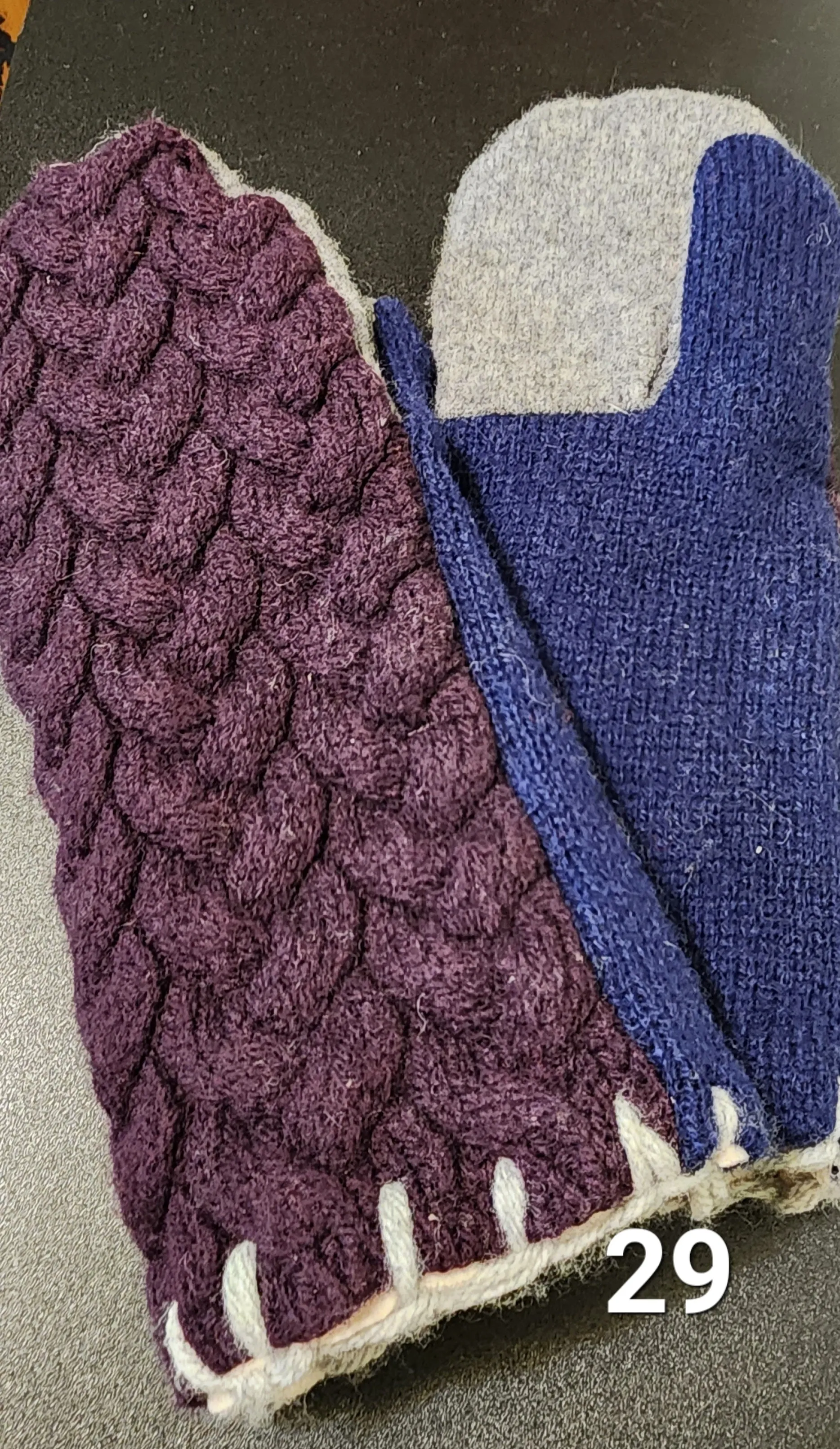 Hand Candy Mittens | Adults