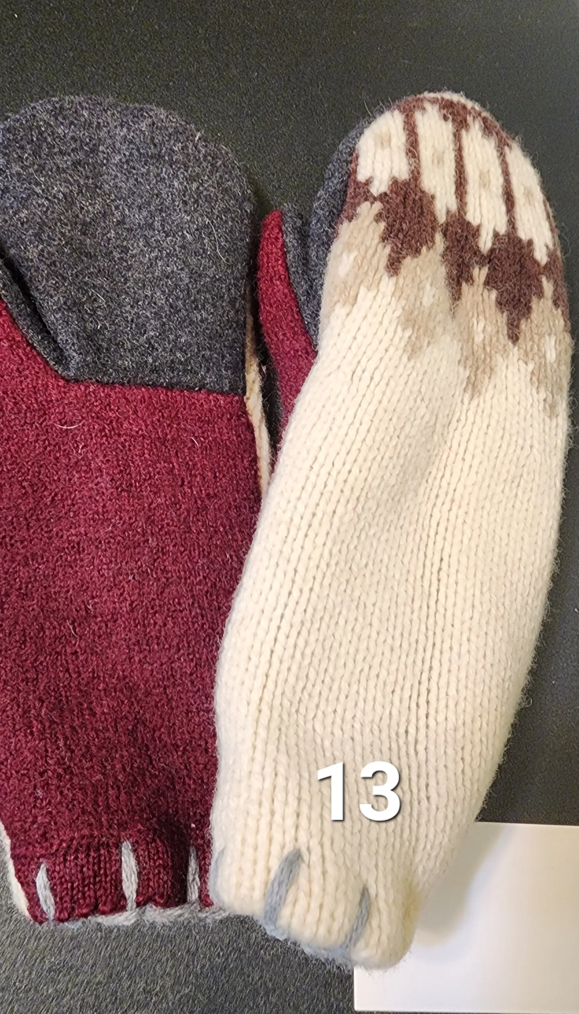 Hand Candy Mittens | Adults