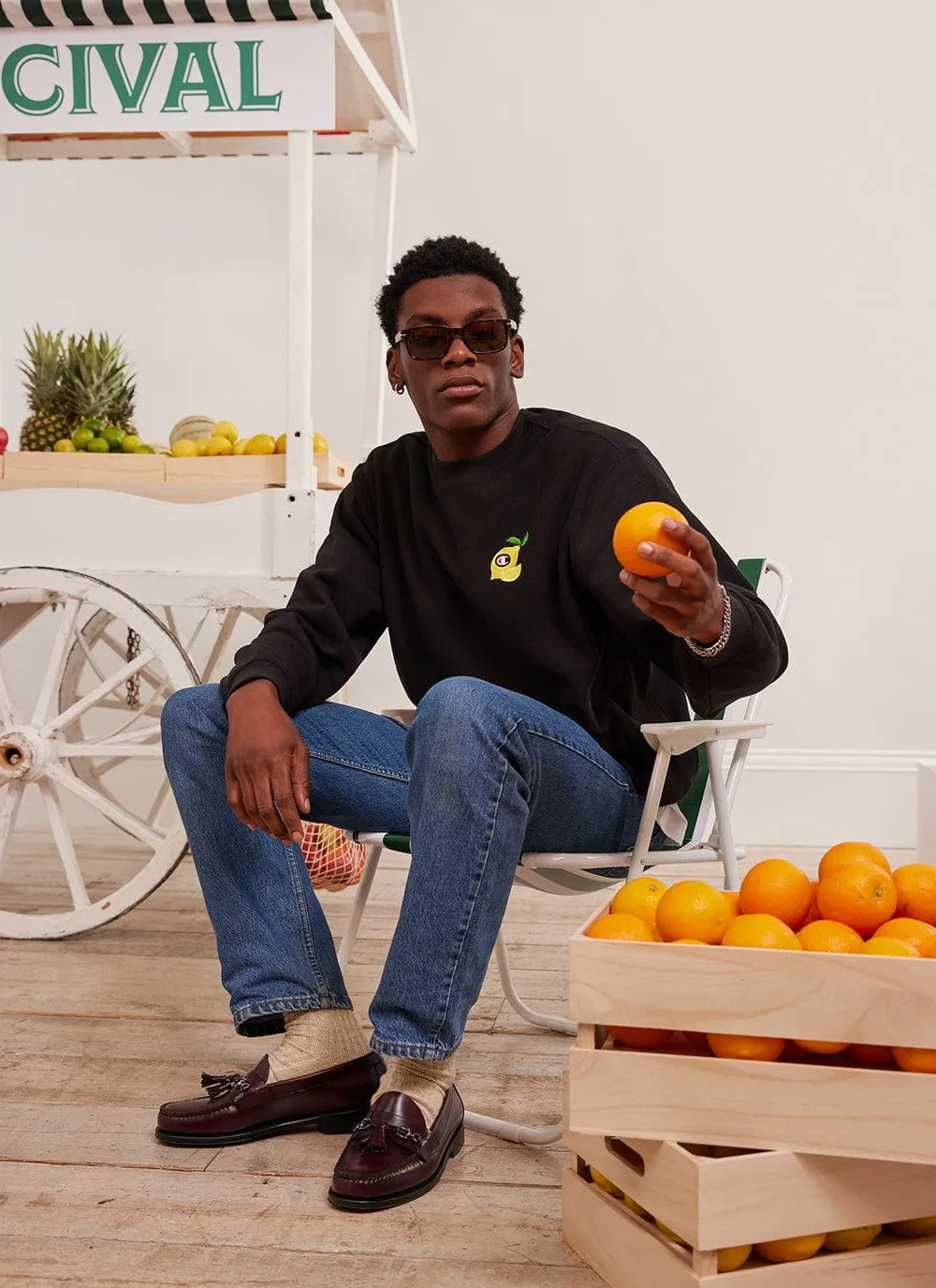 Lemony Snickets Sweatshirt | Champion and Percival | Black