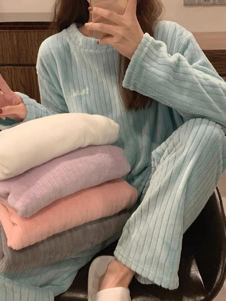 Pesto Fleece Nightsuit